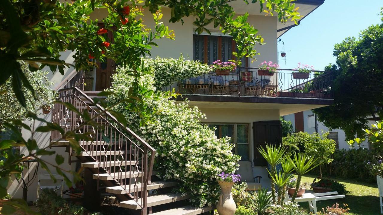 A Casa Di Gabri Bed & Breakfast San Giovanni In Marignano Exterior photo